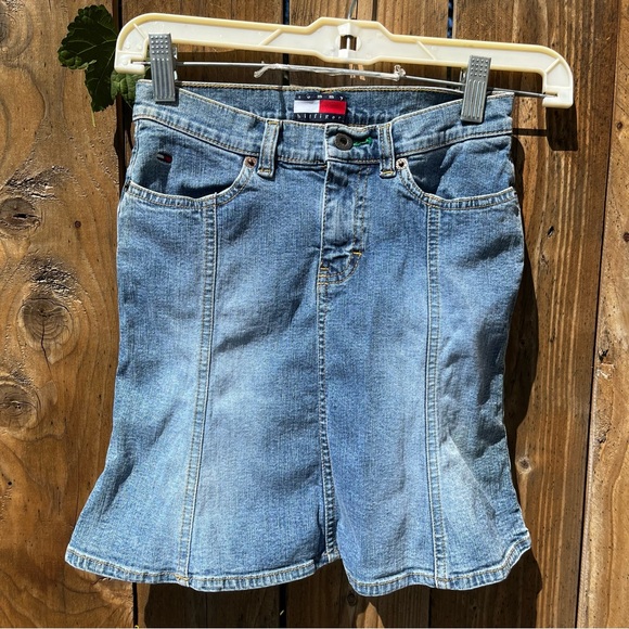 KidsTommy Hilfiger Classic Blue Denim - Picture 1 of 3